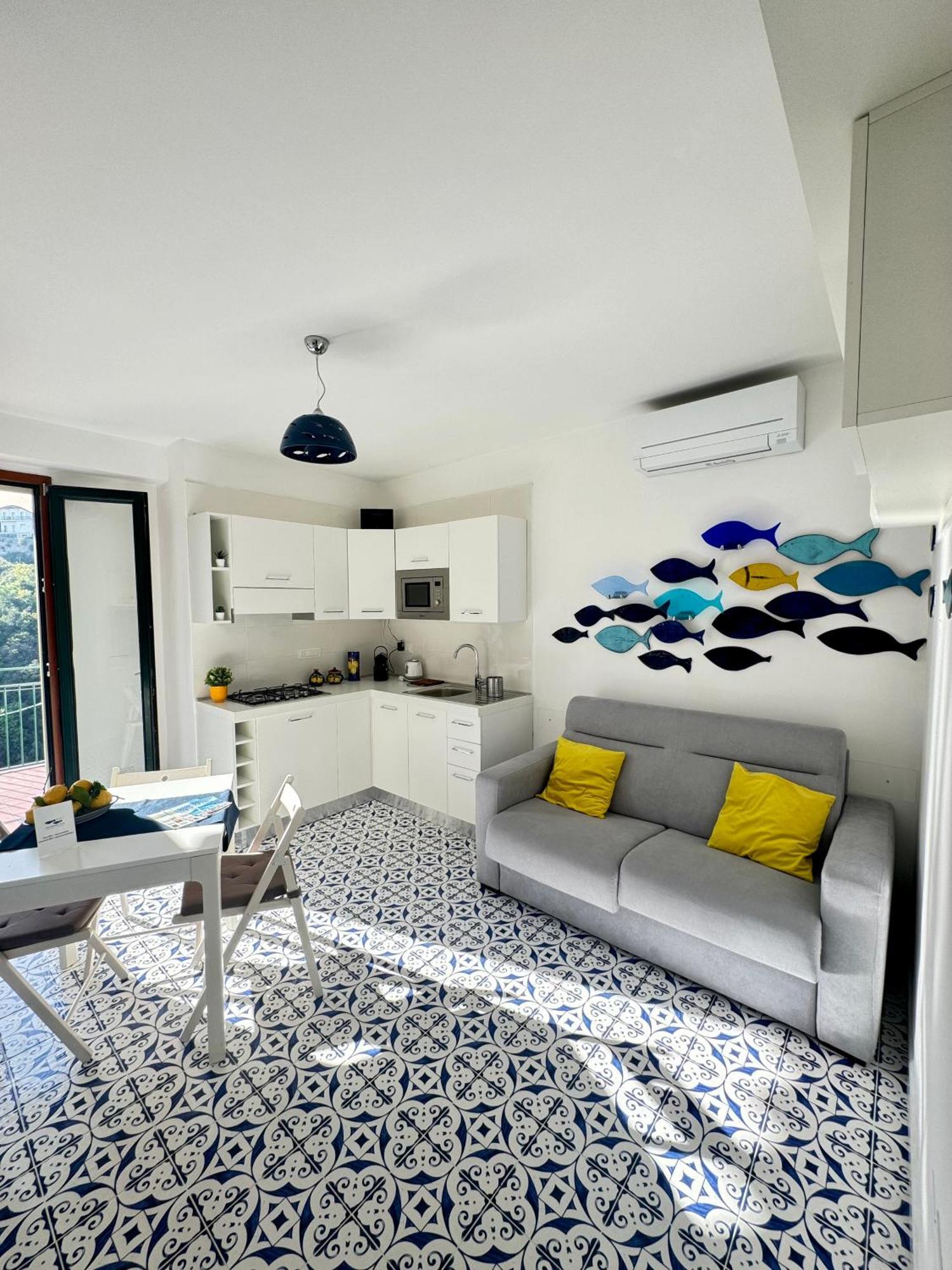 Апартаменти Panoramic Flat Amalfi Coast - Sea View 1 В'єтрі Екстер'єр фото