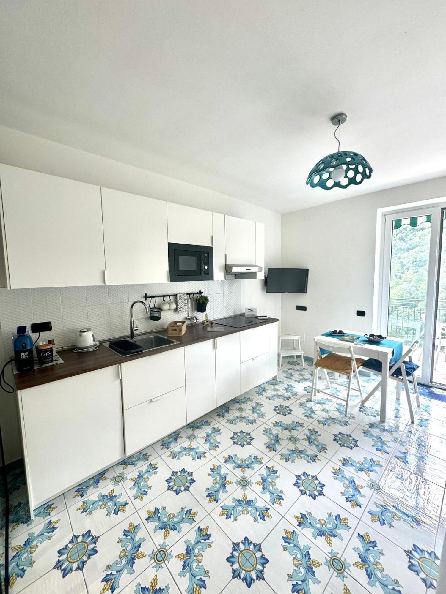 Апартаменти Panoramic Flat Amalfi Coast - Sea View 1 В'єтрі Екстер'єр фото