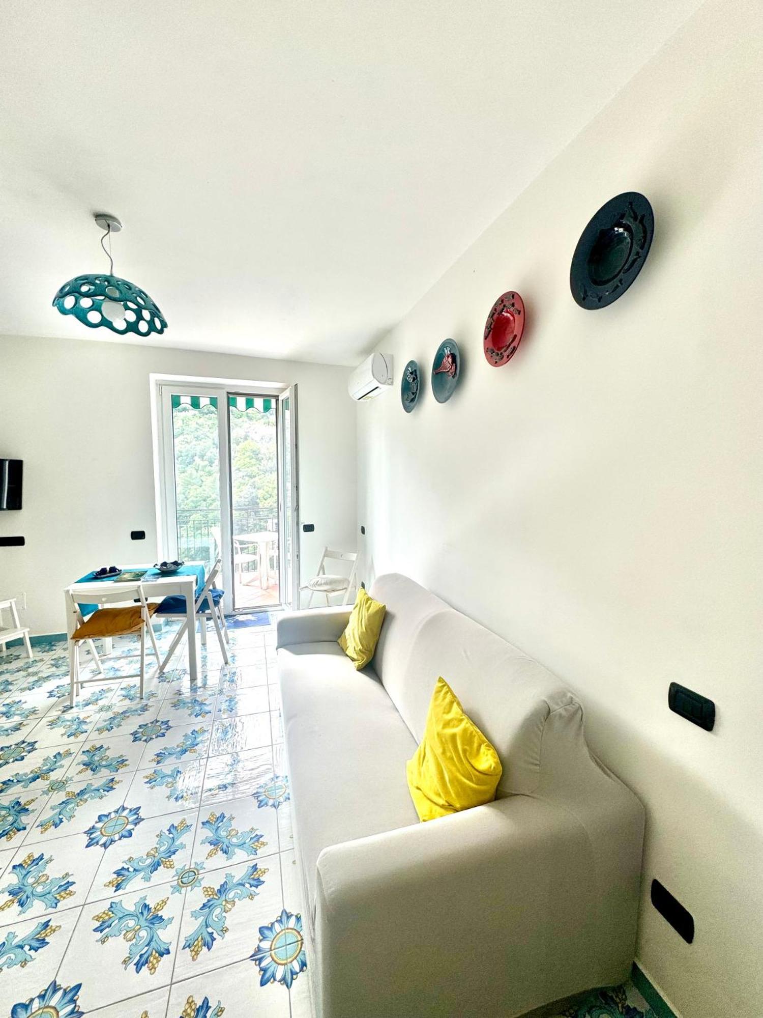 Апартаменти Panoramic Flat Amalfi Coast - Sea View 1 В'єтрі Екстер'єр фото