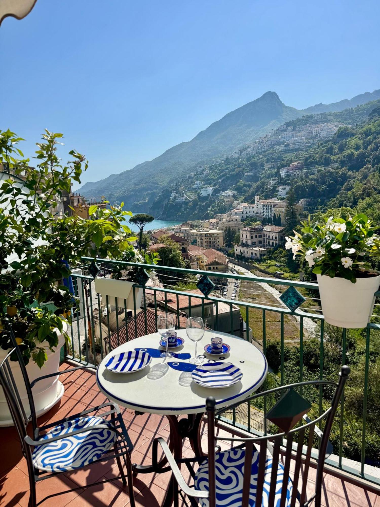 Апартаменти Panoramic Flat Amalfi Coast - Sea View 1 В'єтрі Екстер'єр фото